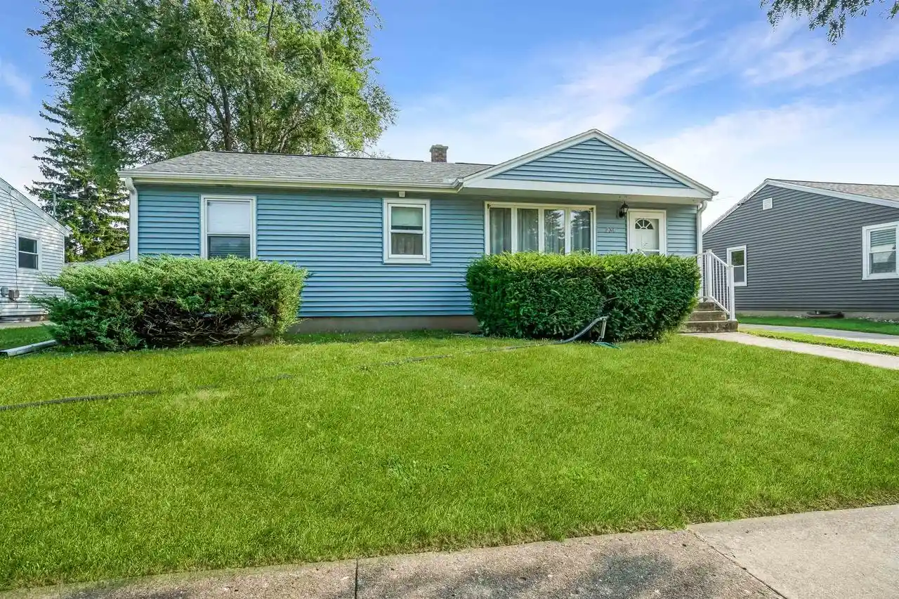 1st image of 236 E 18th Street Street, Fond Du Lac, WI 54935 | MLS# 50331045