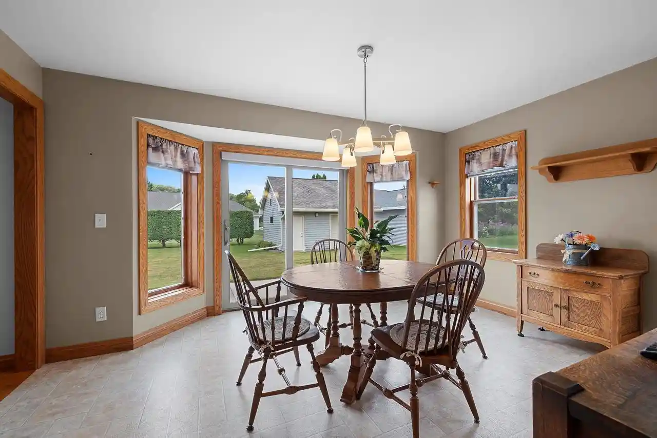 Photo 3 of Single family home for sale at 2767 Englewood Road Road, Green Bay, WI 54311 | MLS# 50331059 | Listing updated on 2026-08-21