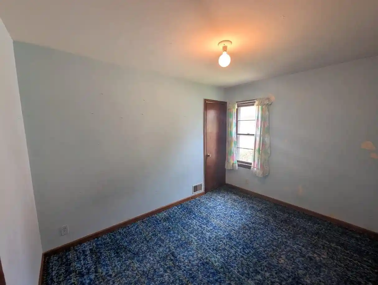 2nd image of 1335 Sherrin Street Street, Oshkosh, WI 54904 | MLS# 50331069