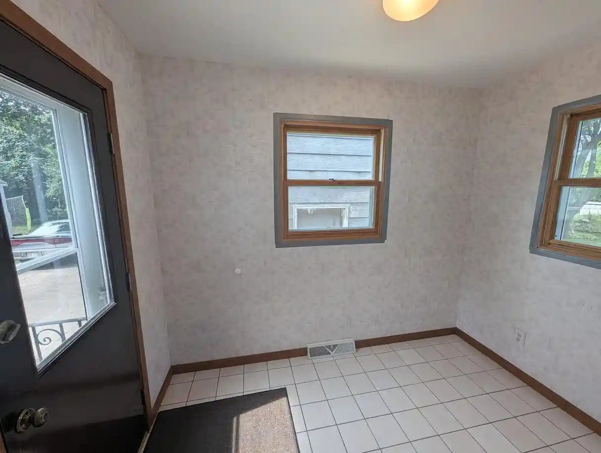16th image of 1335 Sherrin Street Street, Oshkosh, WI 54904 | MLS# 50331069