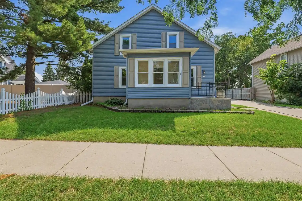 1st image of 317 E Pleasant Street Street, Oconomowoc, WI 53066 | MLS# 1976286