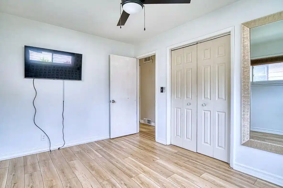 2nd image of 4666 S 50th Street Street, Milwaukee, WI 53220 | MLS# 1976288
