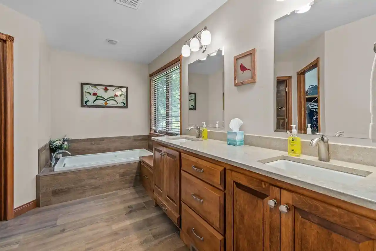 Photo 3 of Single family home for sale at N6547 Buelow Road Road, New London, WI 54961 | MLS# 2030559 | Listing updated on 2026-08-22