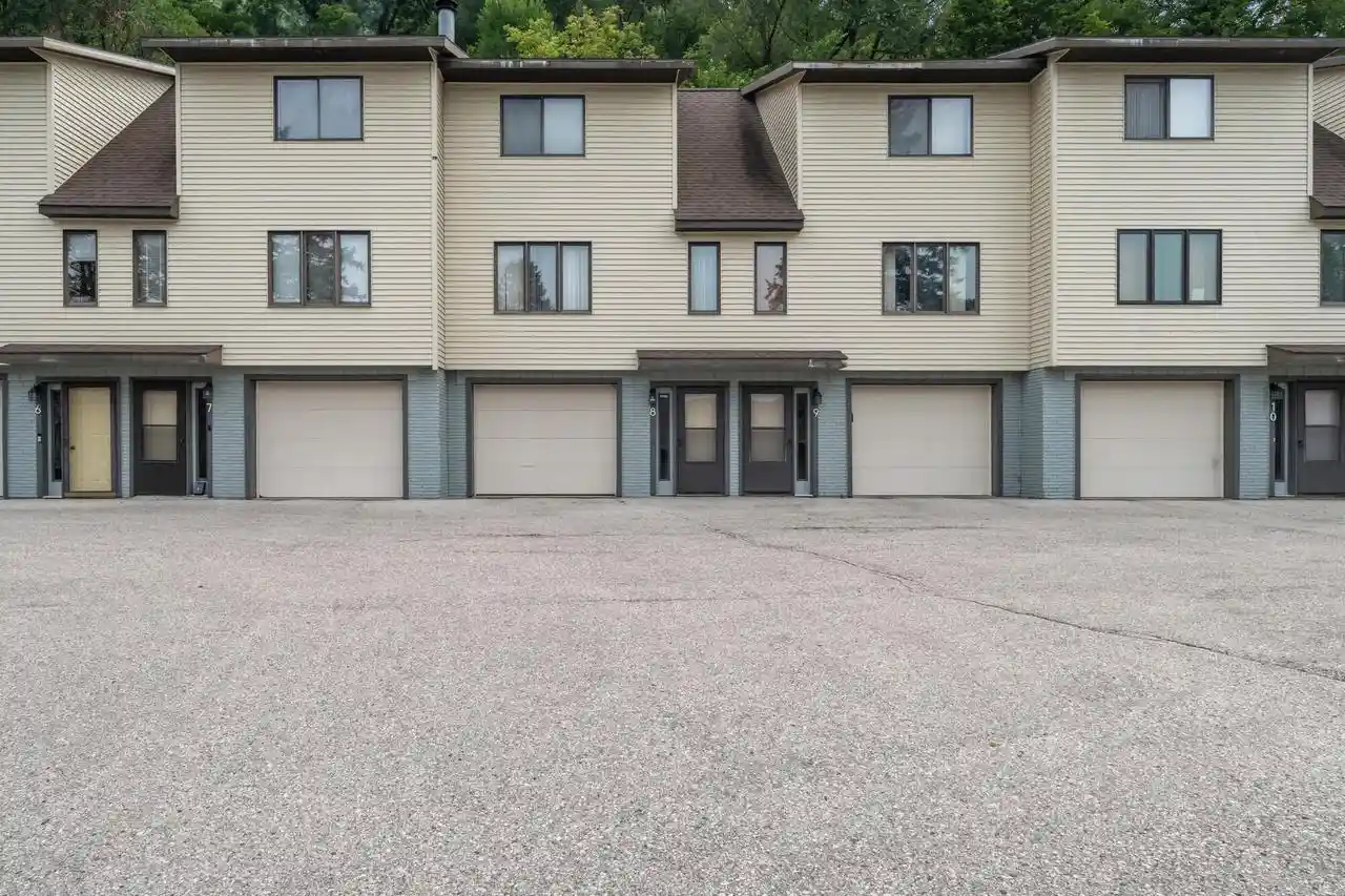 1st image of 5241 S 33rd Street Street #8, La Crosse, WI 54601 | MLS# 1976289