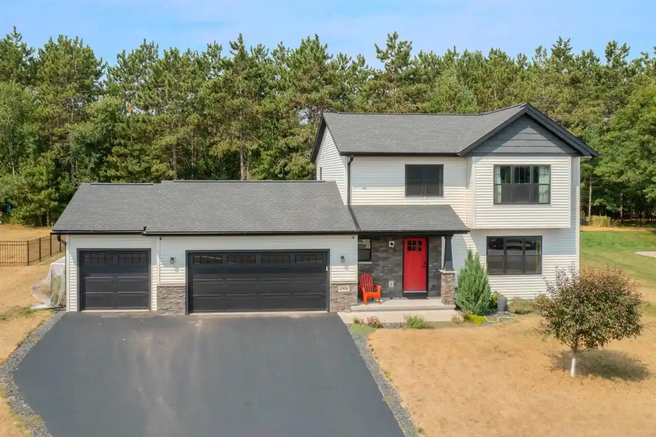 Photo 1 of Single family home for sale at 4906 Quirt Sann Dr Dr, Schofield, WI 54476 | MLS# 22603965 | Listing updated on 2026-09-14