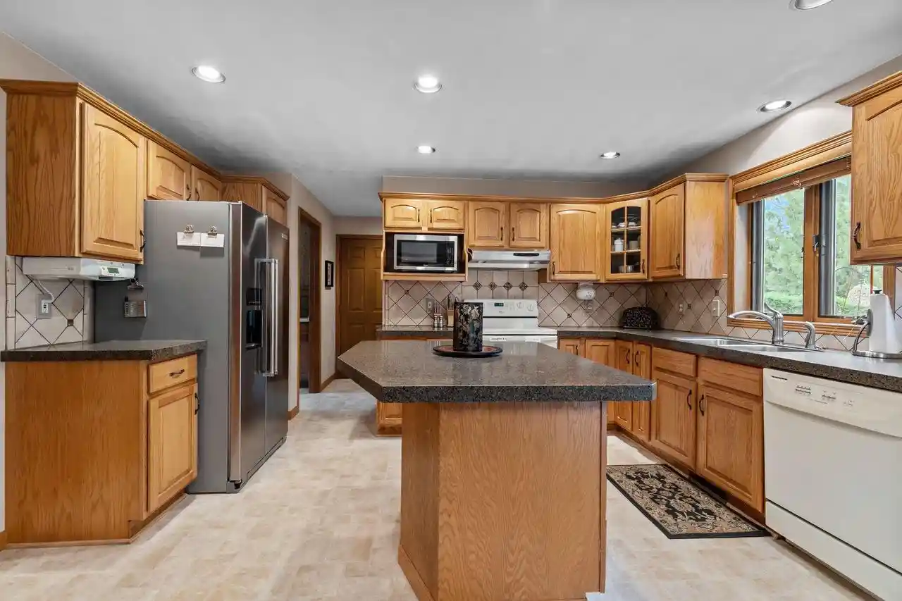 Photo 3 of Single family home for sale at 4224 Terraview Dr Dr, Appleton, WI 54913 | MLS# 50331074 | Listing updated on 2026-09-08