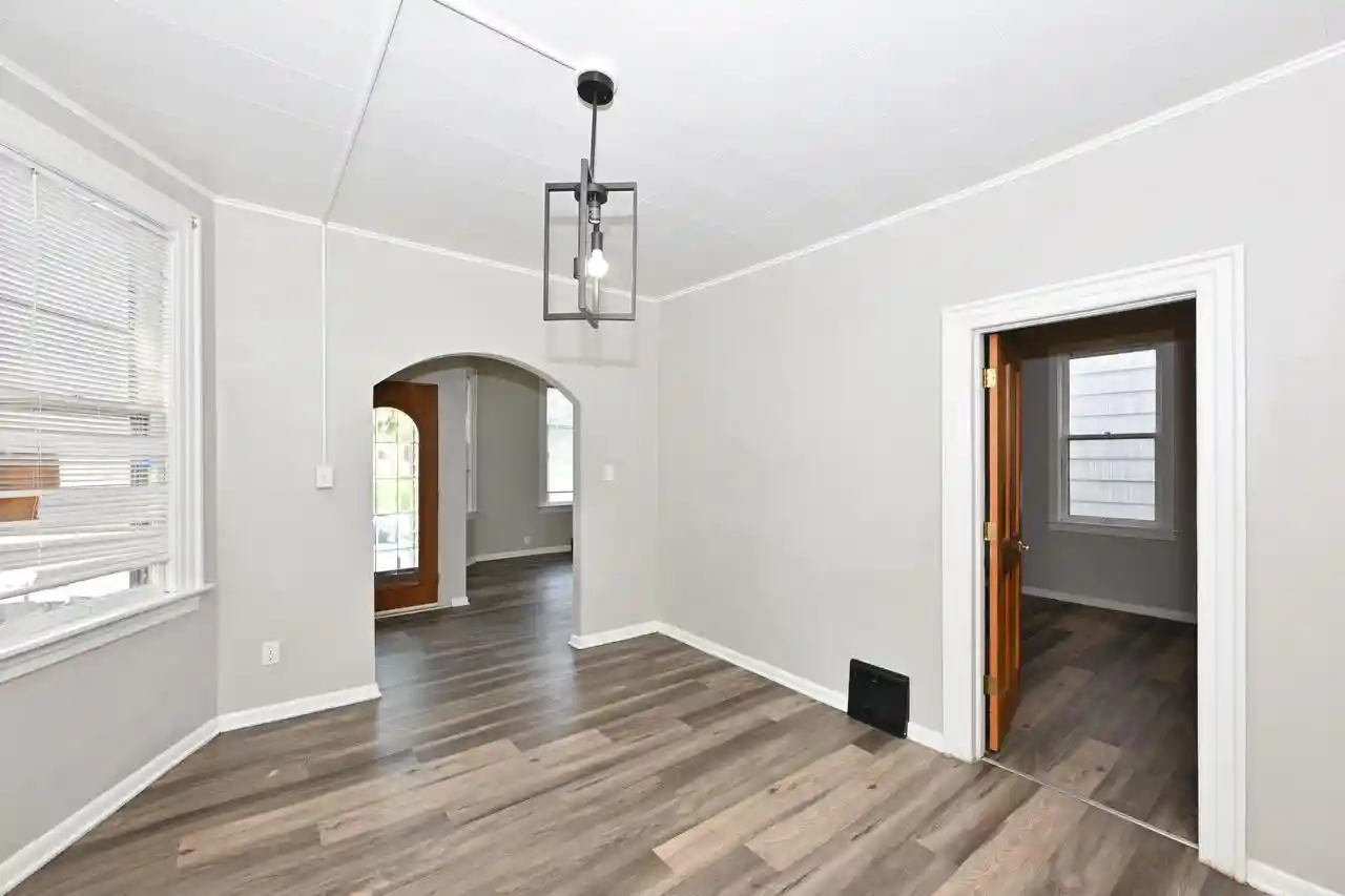 39th image of 1219 W Windlake Avenue Avenue, Milwaukee, WI 53215 | MLS# 1976294