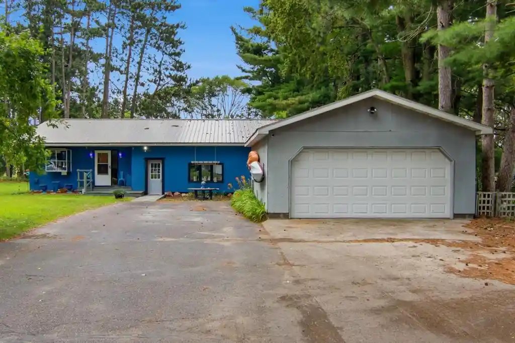 Photo 1 of Sale Pending at 4500 E Hamilton Avenue Avenue, Eau Claire, WI 54701 | MLS# 1604186 | Listing updated on 2026-09-10