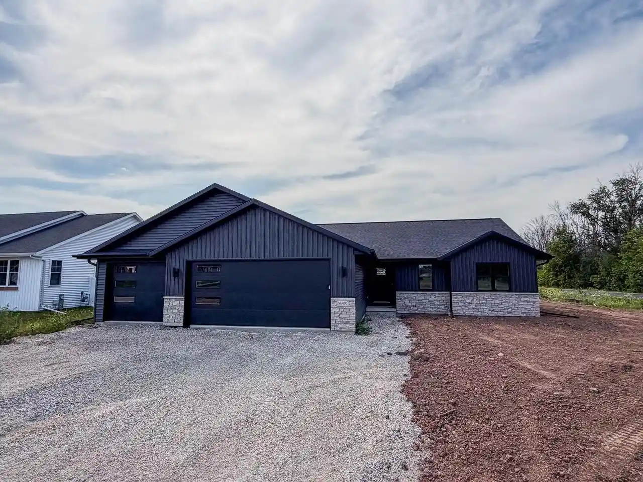 Photo 1 of Single family home for sale at N8891 Killarney Way Way, Appleton, WI 54952 | MLS# 50331078 | Listing updated on 2026-09-21