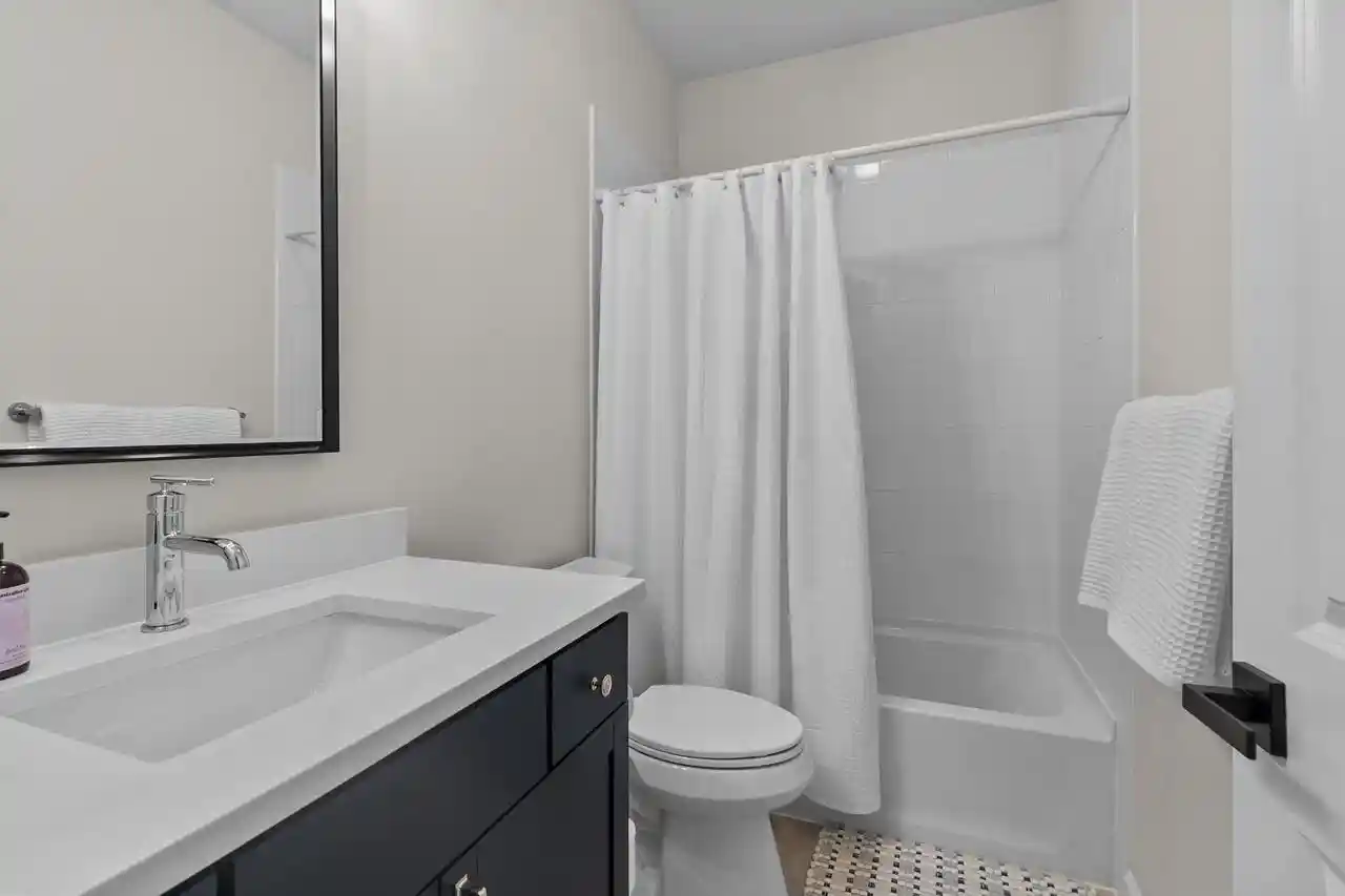 Photo 4 of Sale Pending at 555 N Boulder Ridge Dr Dr, Lake Geneva, WI 53147 | MLS# 1976298 | Listing updated on 2026-09-17