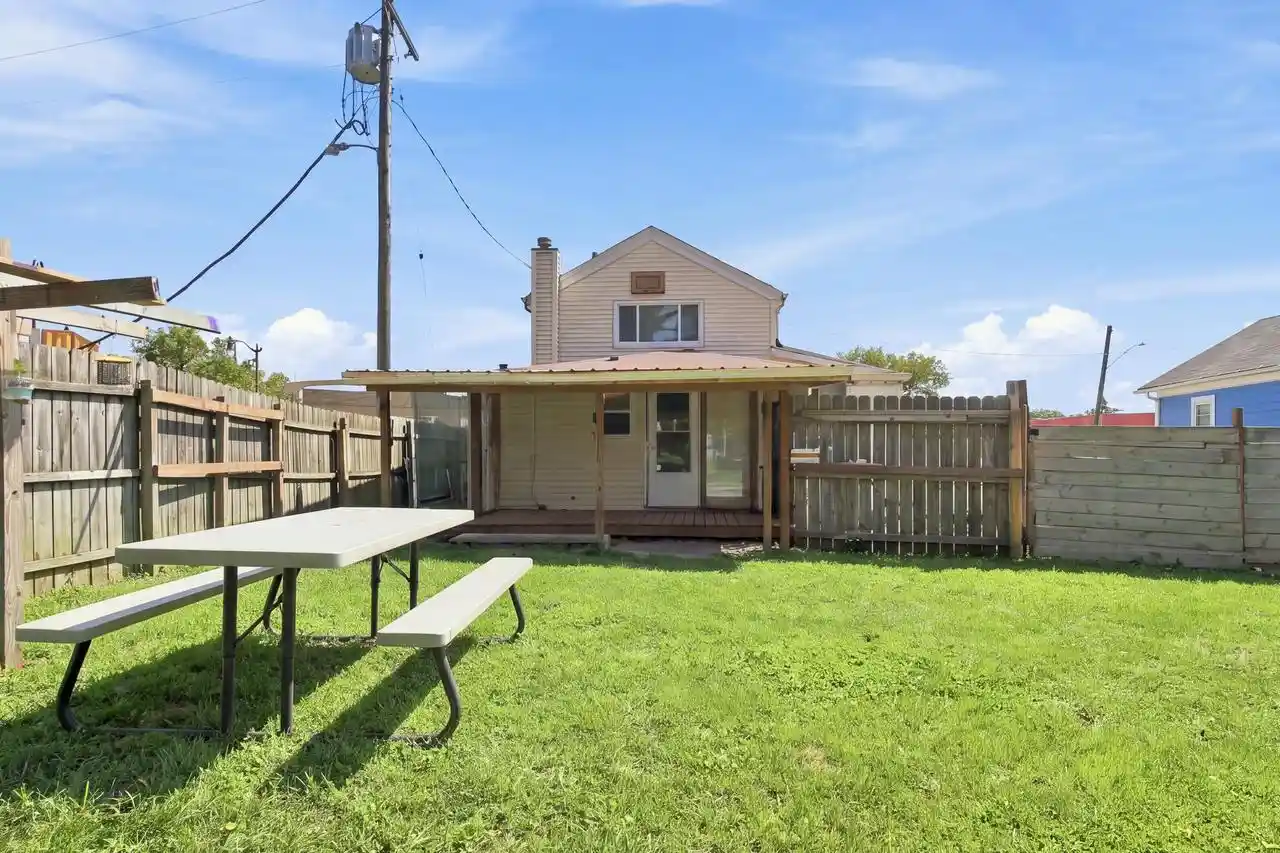 Photo 3 of Single family home for sale at 1526 Marquette Street Street, Racine, WI 53404 | MLS# 1976297 | Listing updated on 2026-09-18