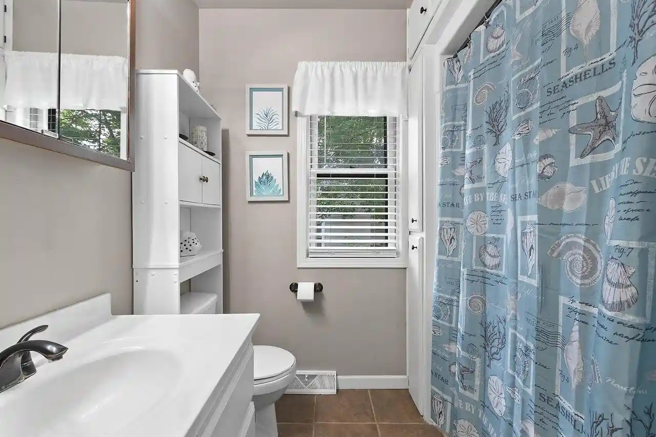 Photo 4 of Single family home for sale at 929 S Bartlett Street Street, Shawano, WI 54166 | MLS# 50331081 | Listing updated on 2026-09-18
