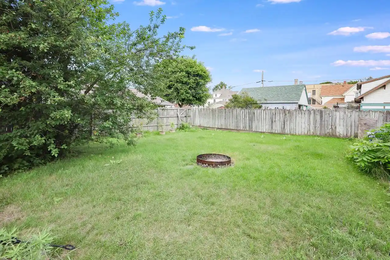 4th image of 1620 Hamilton Street Street, Manitowoc, WI 54220 | MLS# 1976303