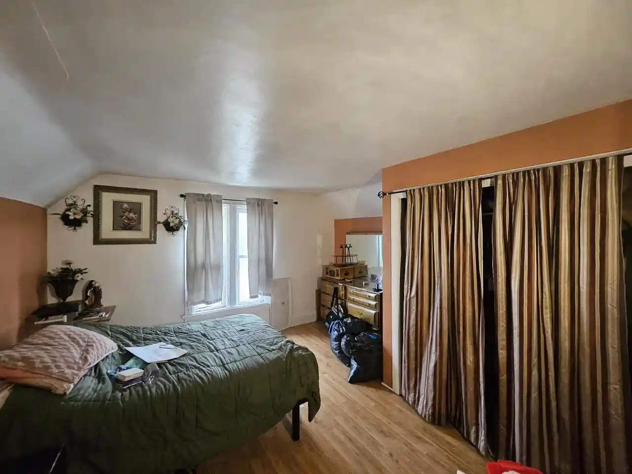 Photo 4 of Single family home for sale at 510 Barker Street Street, Racine, WI 53402 | MLS# 1976321 | Listing updated on 2026-09-20