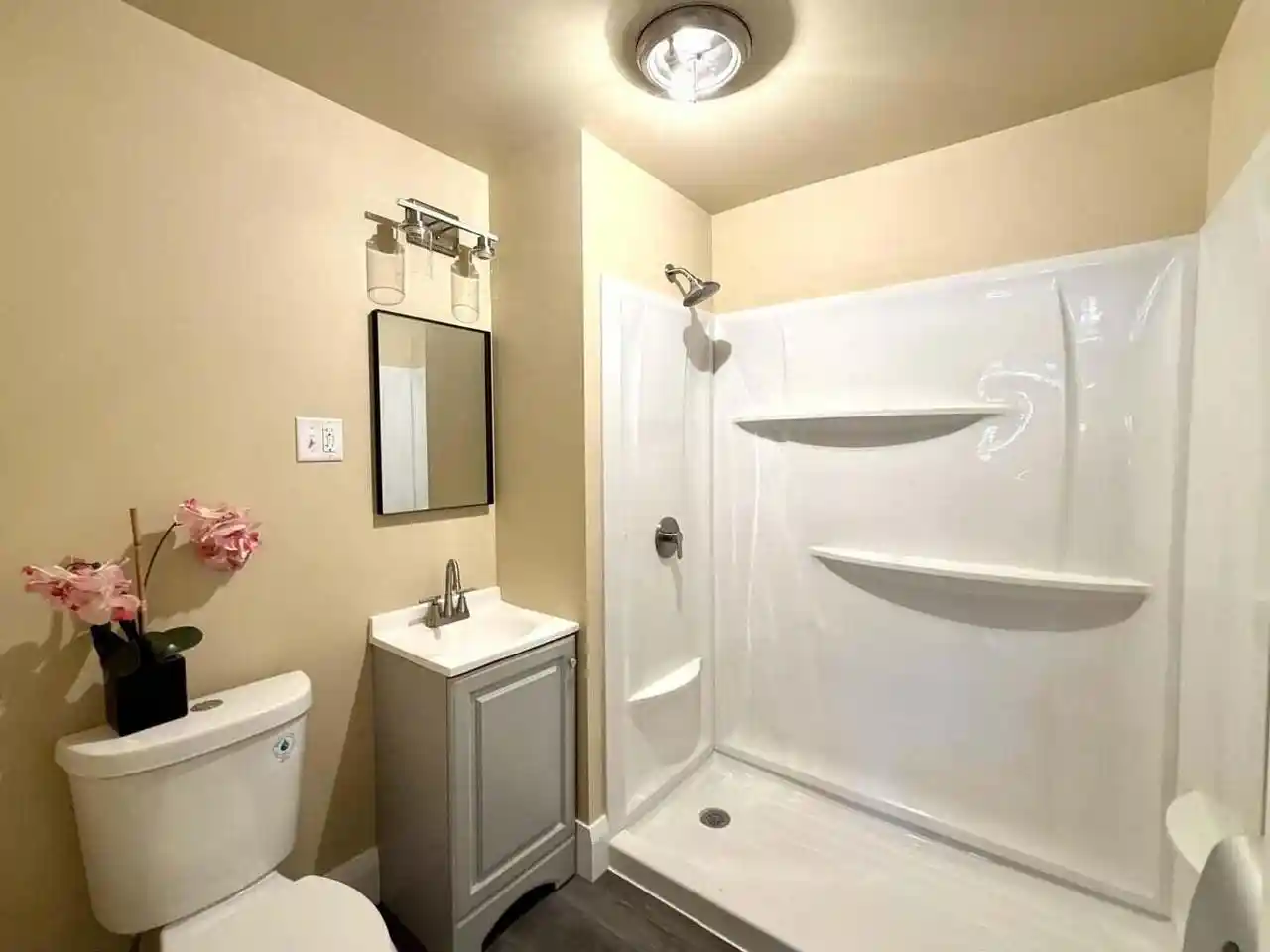Photo 3 of Single family home for sale at 1324 Hayes Avenue Avenue, Racine, WI 53405 | MLS# 1976329 | Listing updated on 2026-09-08