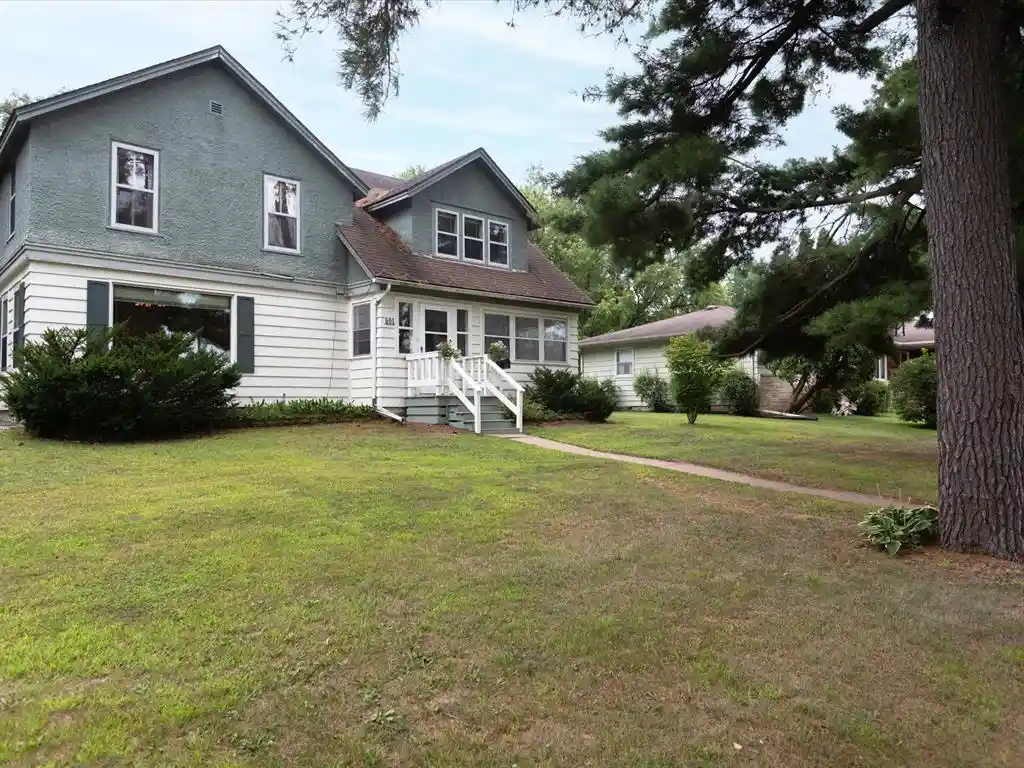 Photo 1 of Single family home for sale at 601 W Prospect Street Street, Durand, WI 54736 | MLS# 1604233 | Listing updated on 2026-08-27