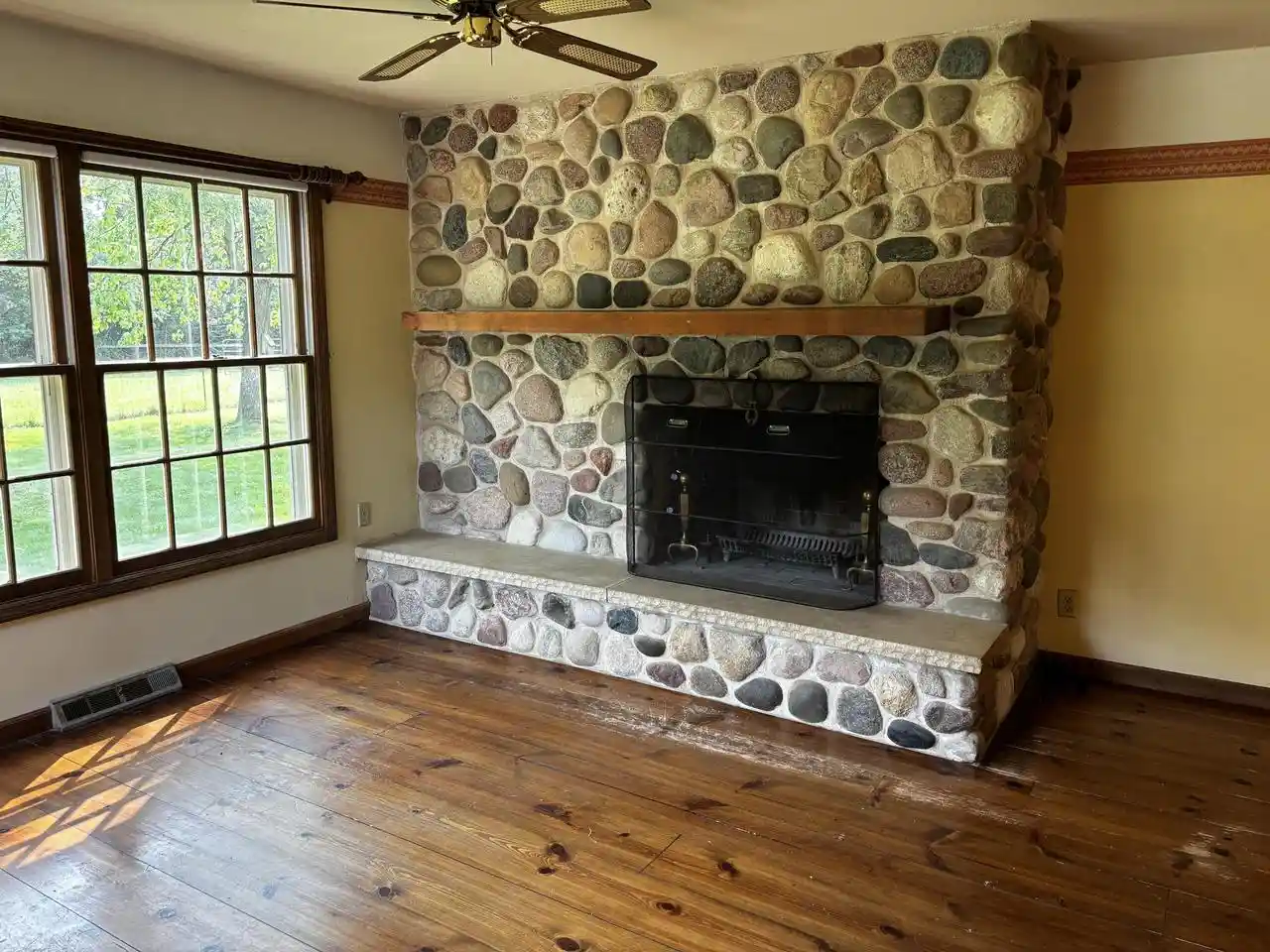 Photo 3 of Sale Pending at 324 S Sawyer Road Road, Oconomowoc, WI 53066 | MLS# 1976345 | Listing updated on 2026-10-02