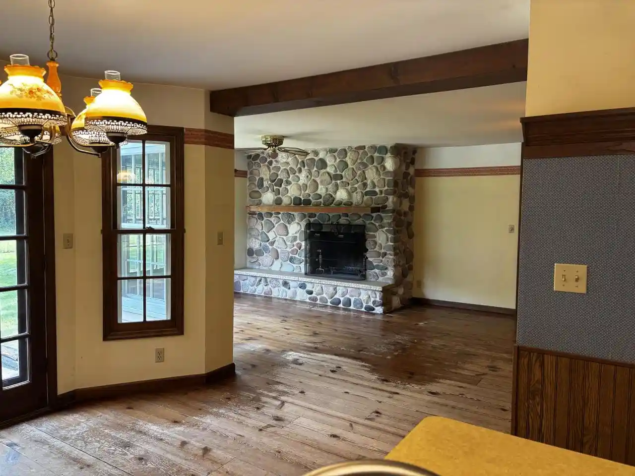 Photo 4 of Sale Pending at 324 S Sawyer Road Road, Oconomowoc, WI 53066 | MLS# 1976345 | Listing updated on 2026-10-02