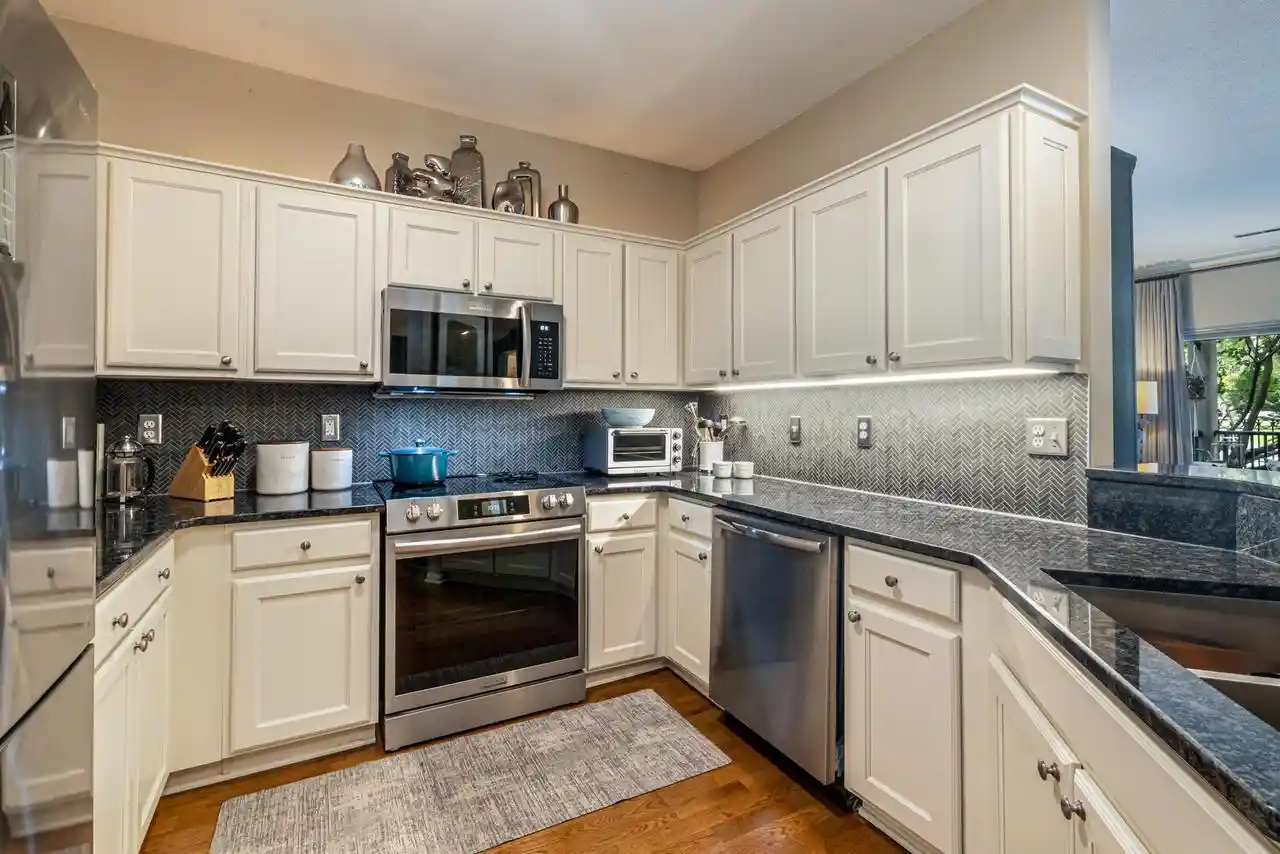 2nd image of 1300 N Prospect Avenue Avenue #114, Milwaukee, WI 53202 | MLS# 1976351