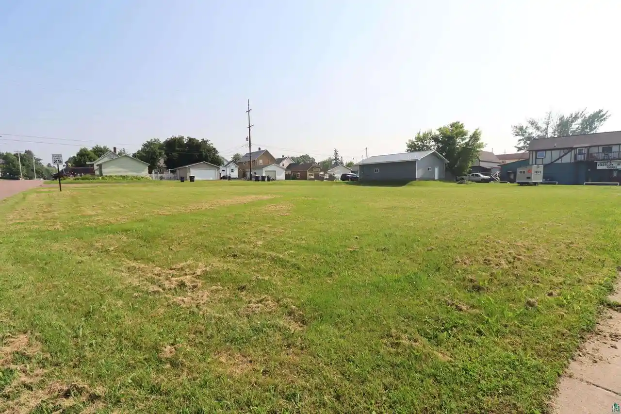 Photo 2 of Sale Pending at 14xx Lake Shore Dr E, Ashland, WI 54806 | MLS# 6127370 | Listing updated on 2026-09-03