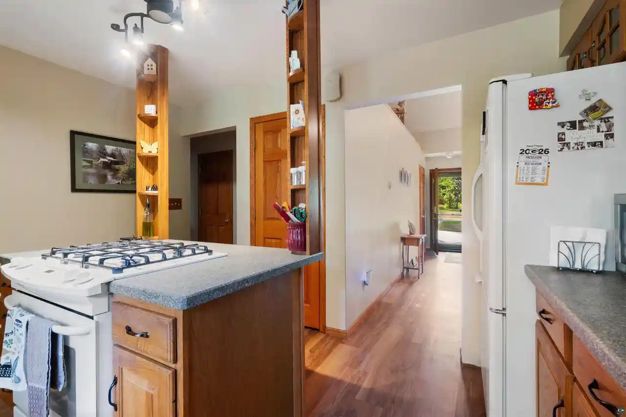 Photo 4 of Single family home for sale at 11260 S 5Th St E, Solon Springs, WI 54873 | MLS# 6127338 | Listing updated on 2026-10-05