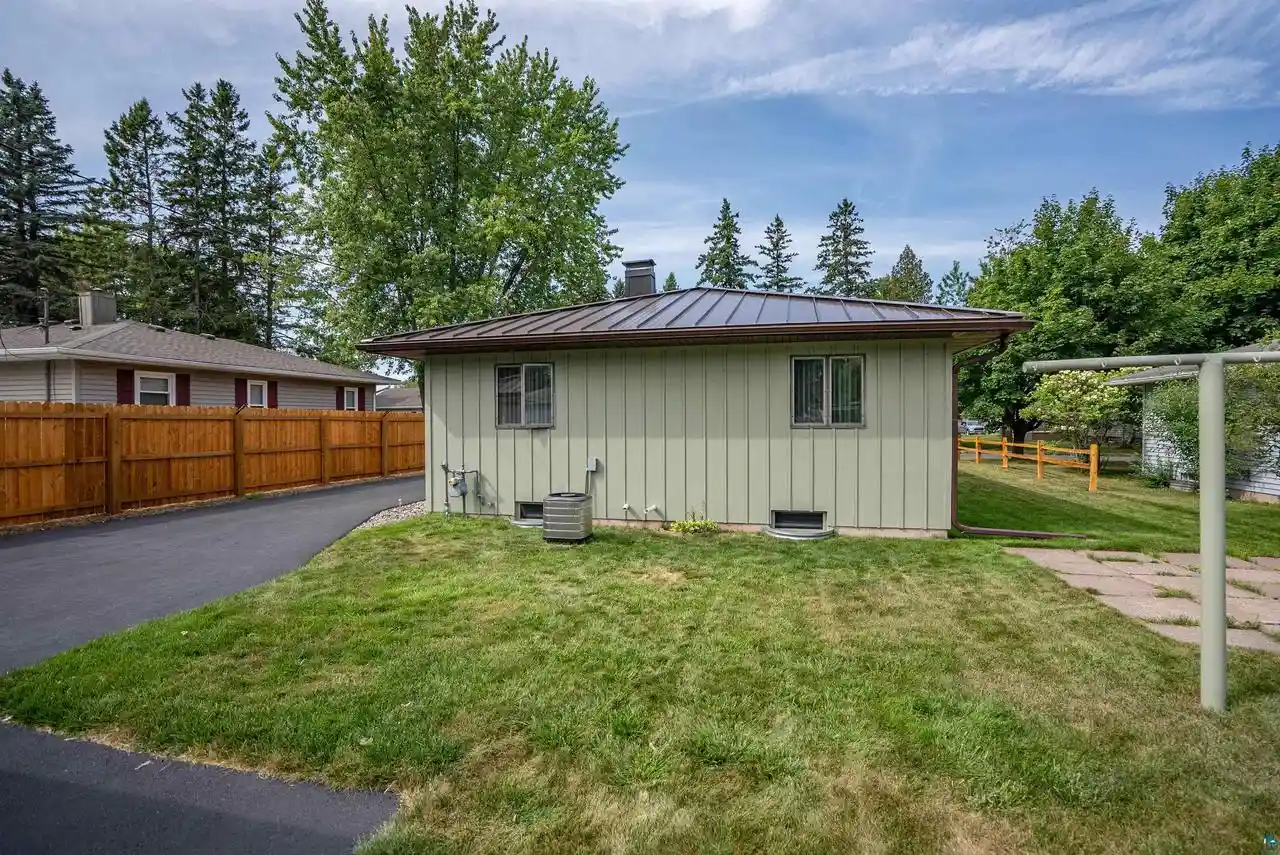 Photo 2 of Sale Pending at 38 Maple Ave Ave, Superior, WI 54880 | MLS# 6127356 | Listing updated on 2026-08-26