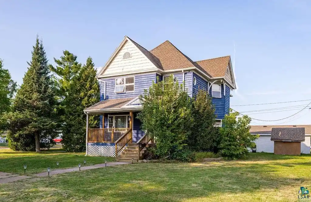 1st image of 1701 E 3rd St St, Superior, WI 54880 | MLS# 6127329