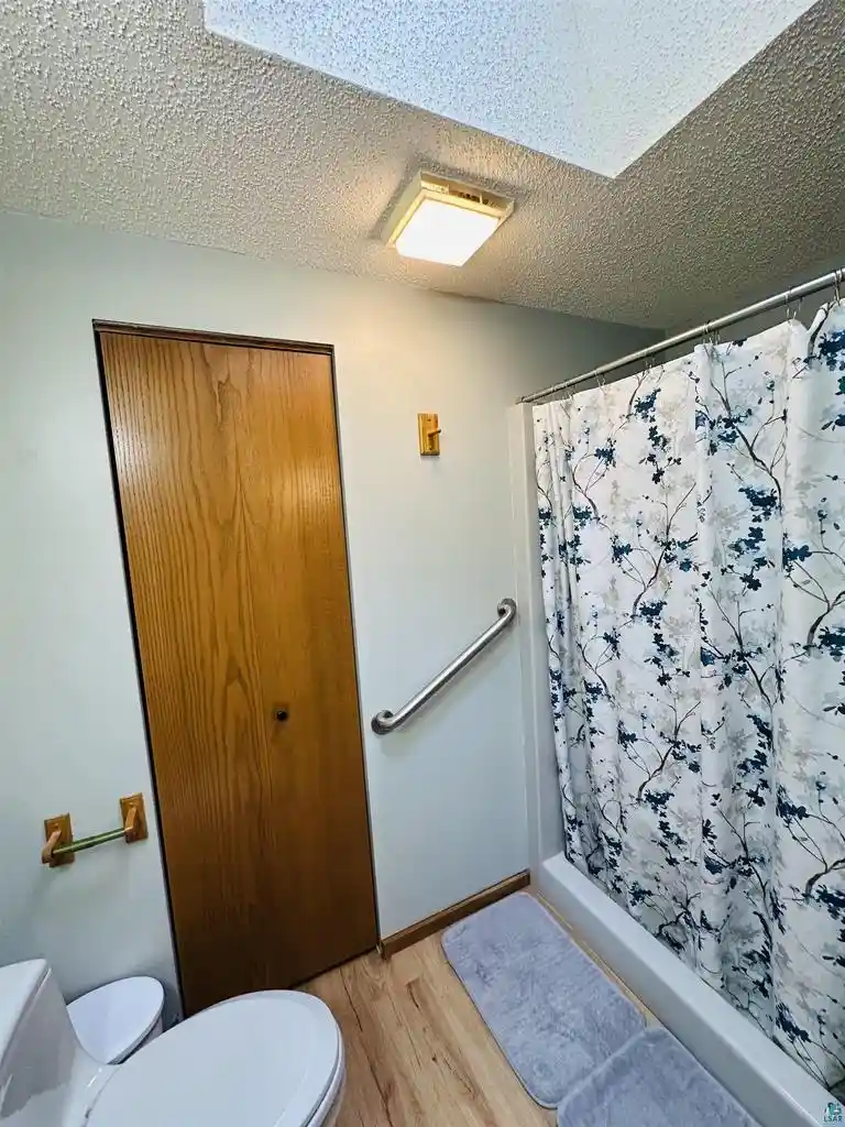 3rd image of 10375 Hillside Ln Ln, Iron River, WI 54847 | MLS# 6127383