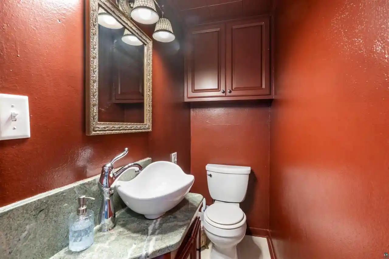 5th image of 2207 Hammond Ave Ave, Superior, WI 54880 | MLS# 6127321