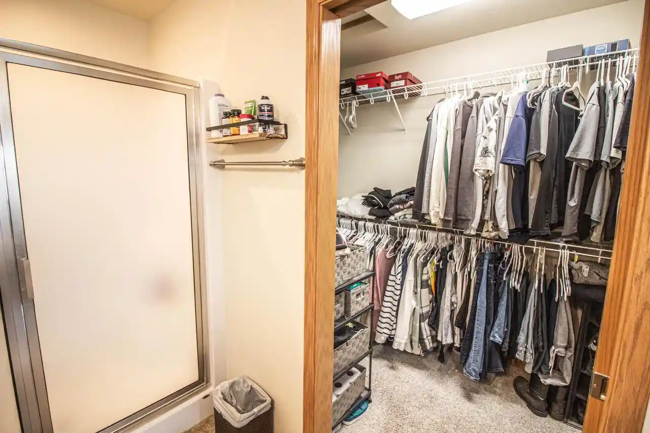 3rd image of 1246 Fieldstone Dr Dr #2, Hartford, WI 53027 | MLS# 1976360