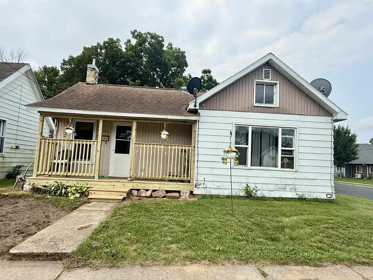 1st image of 804 Mansion Street Street, Mauston, WI 53948 | MLS# 2030594