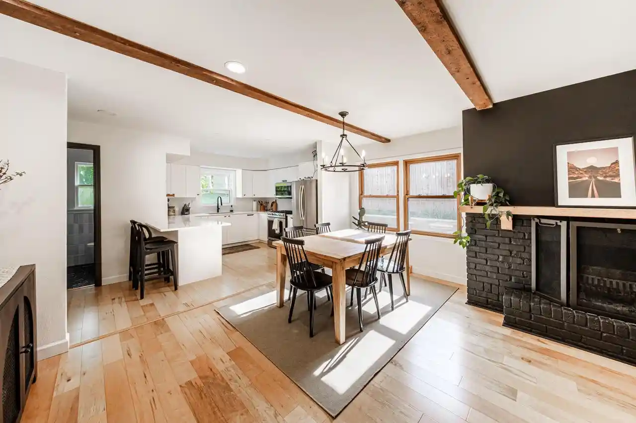 4th image of 10445 W Concordia Avenue Avenue, Milwaukee, WI 53222 | MLS# 1976364