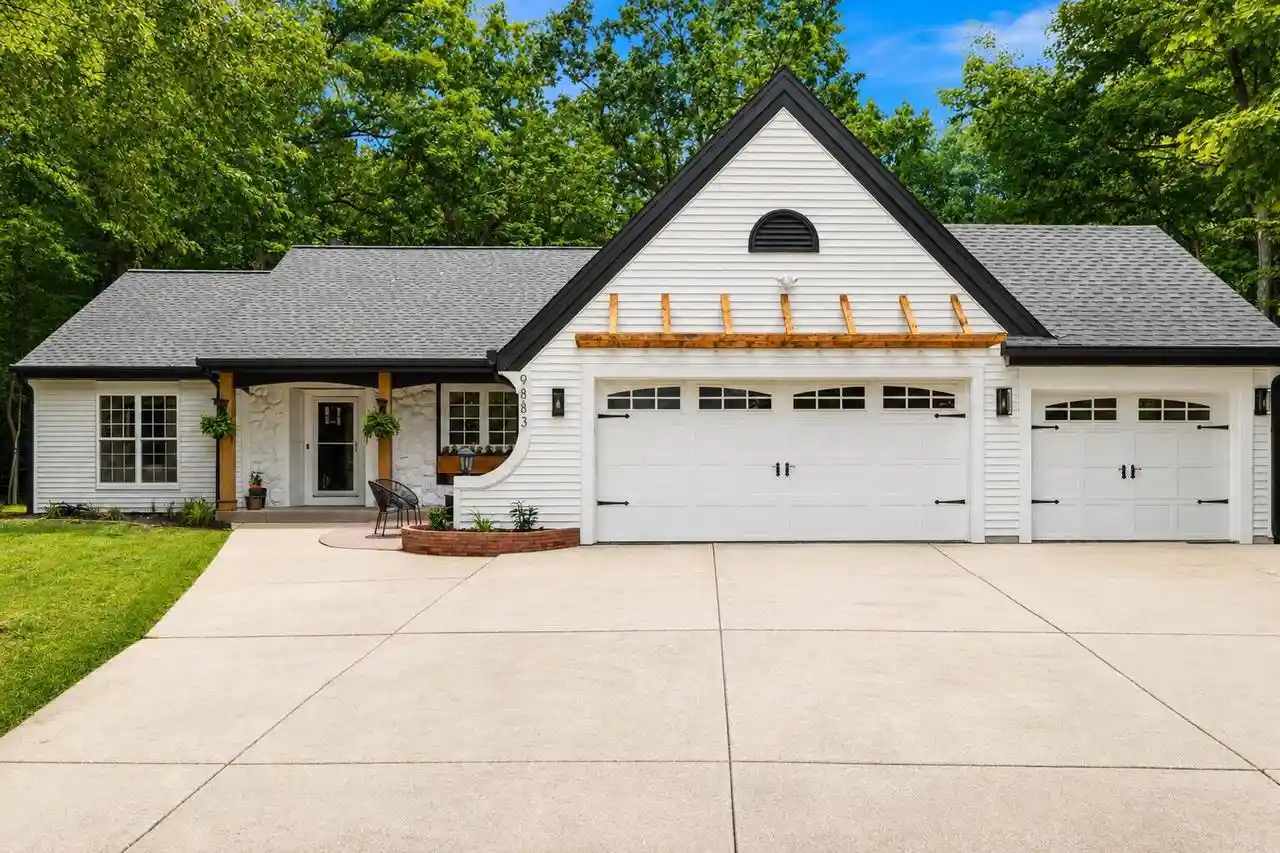 image of 9883 S 35th Street Street, Franklin, WI 53132 | MLS# 1976382