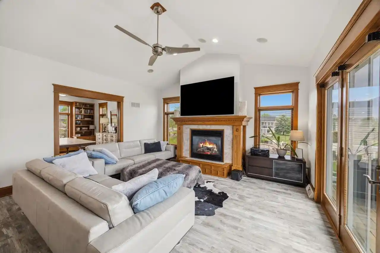 5th image of 323 Wileman Dr Dr, Edgerton, WI 53534 | MLS# 2030600