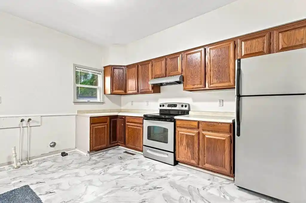 Photo 4 of Sale Pending at 516 Cochrane St #1&2, Eau Claire, WI 54703 | MLS# 1604195 | Listing updated on 2026-09-13