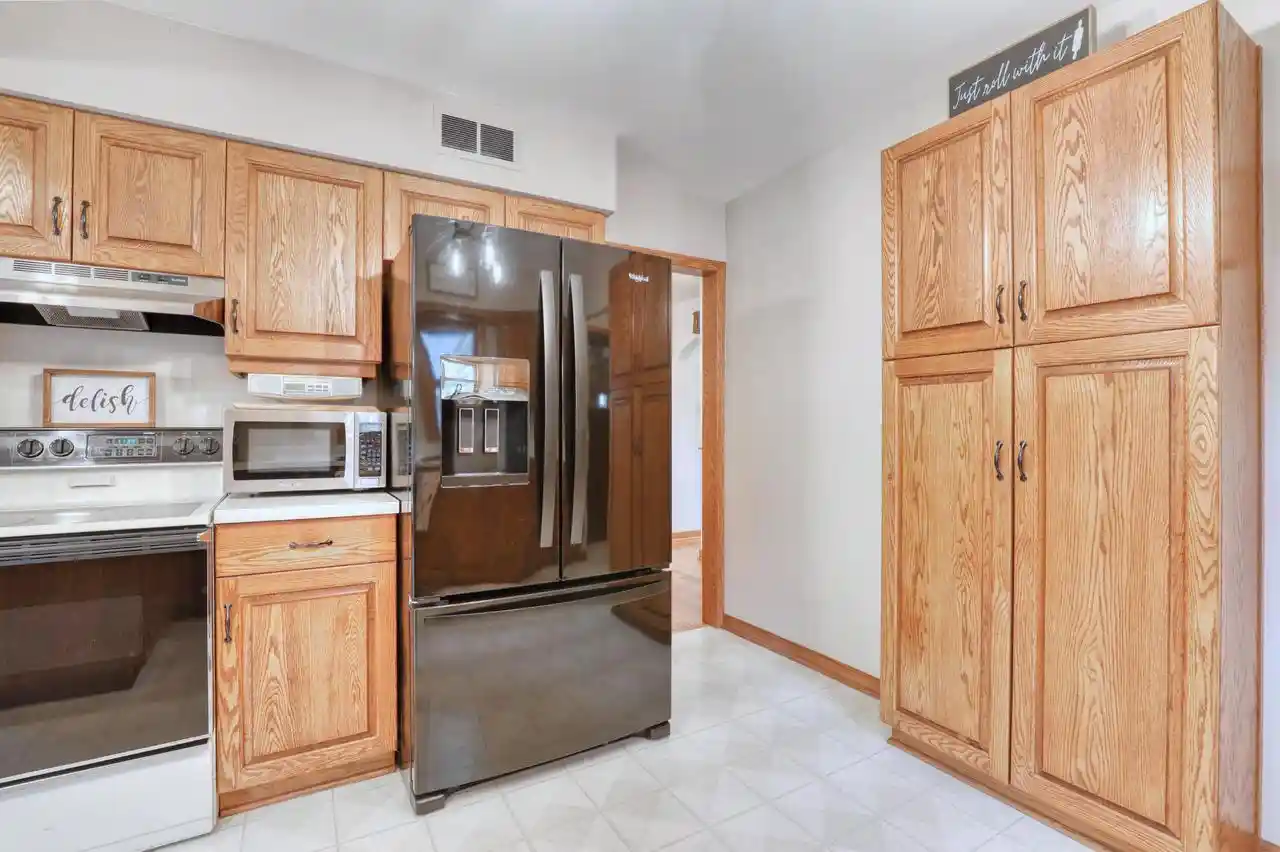 Photo 4 of Single family home for sale at 1863 Washington Street Street, Grafton, WI 53024 | MLS# 1976397 | Listing updated on 2026-10-02