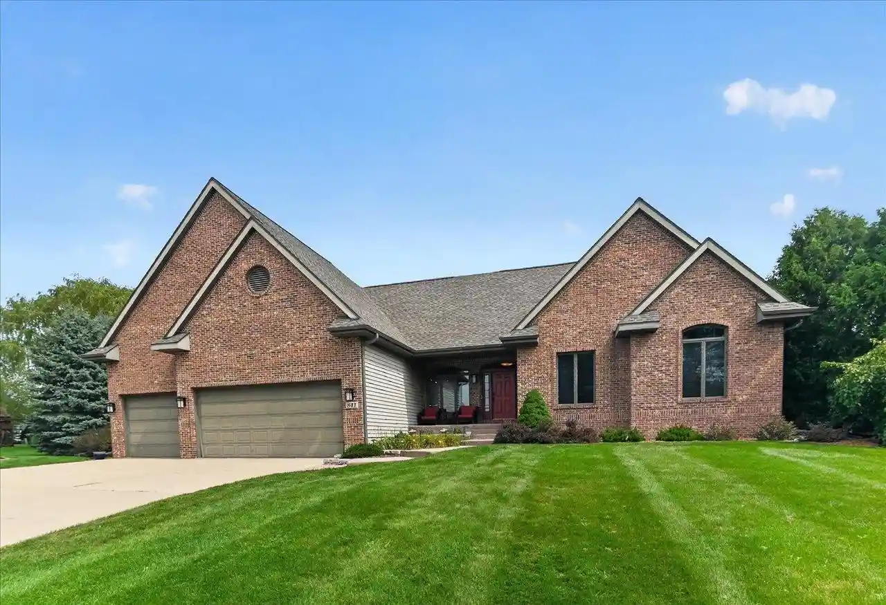 Photo 1 of Single family home for sale at 841 Wickersham Ct, Sun Prairie, WI 53590 | MLS# 2030611 | Listing updated on 2026-09-17