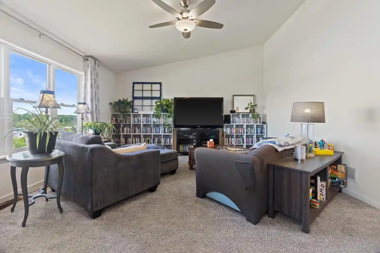 3rd image of 906 Ridge Court Court, Watertown, WI 53094 | MLS# 1976418