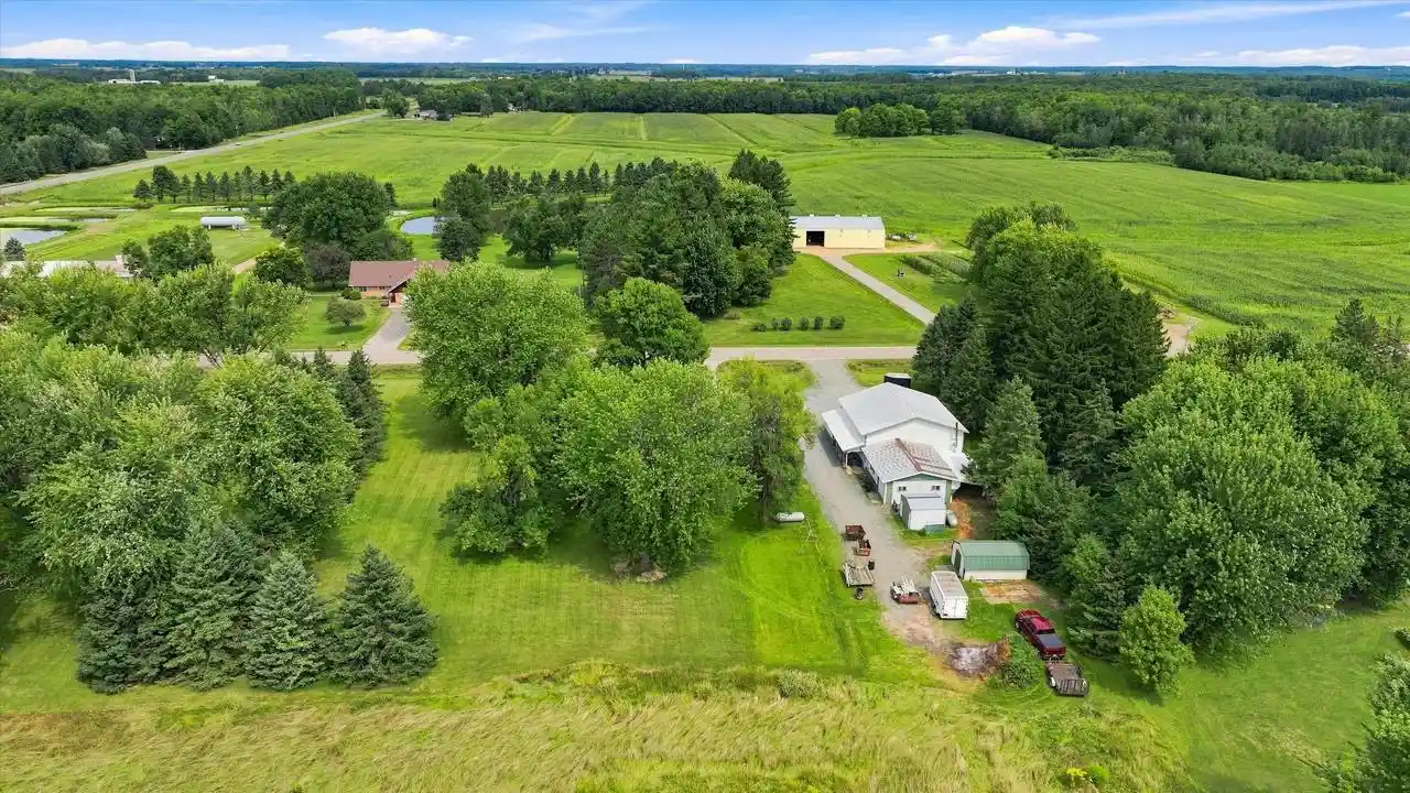 4th image of 100335 Draper Road Road, Dorchester, WI 54425 | MLS# 22603980