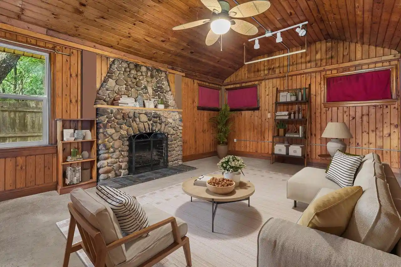 Photo 3 of Single family home for sale at 625 N Hine Avenue Avenue, Waukesha, WI 53188 | MLS# 1976424 | Listing updated on 2026-09-25