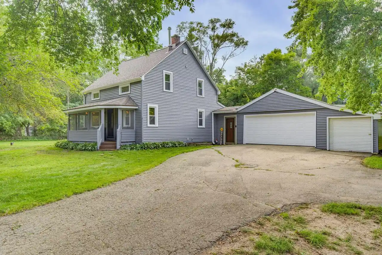 Photo 1 of Single family home for sale at N9147 Stone School Road Road, East Troy, WI 53120 | MLS# 1976427 | Listing updated on 2026-08-19