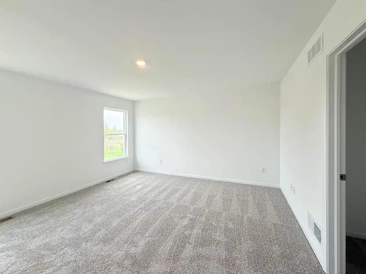 3rd image of 110 O'Brien Court Court #14, Columbus, WI 53925 | MLS# 2030621