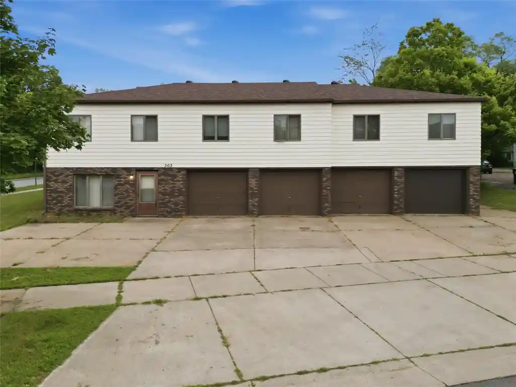 1st image of 303 Talmadge Street Street #1-4, Eau Claire, WI 54701 | MLS# 1604244