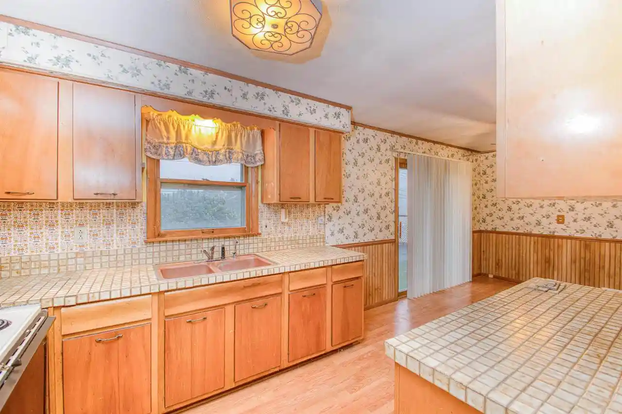 2nd image of 240 St Ann Avenue Avenue, Dickeyville, WI 53808 | MLS# 2030625