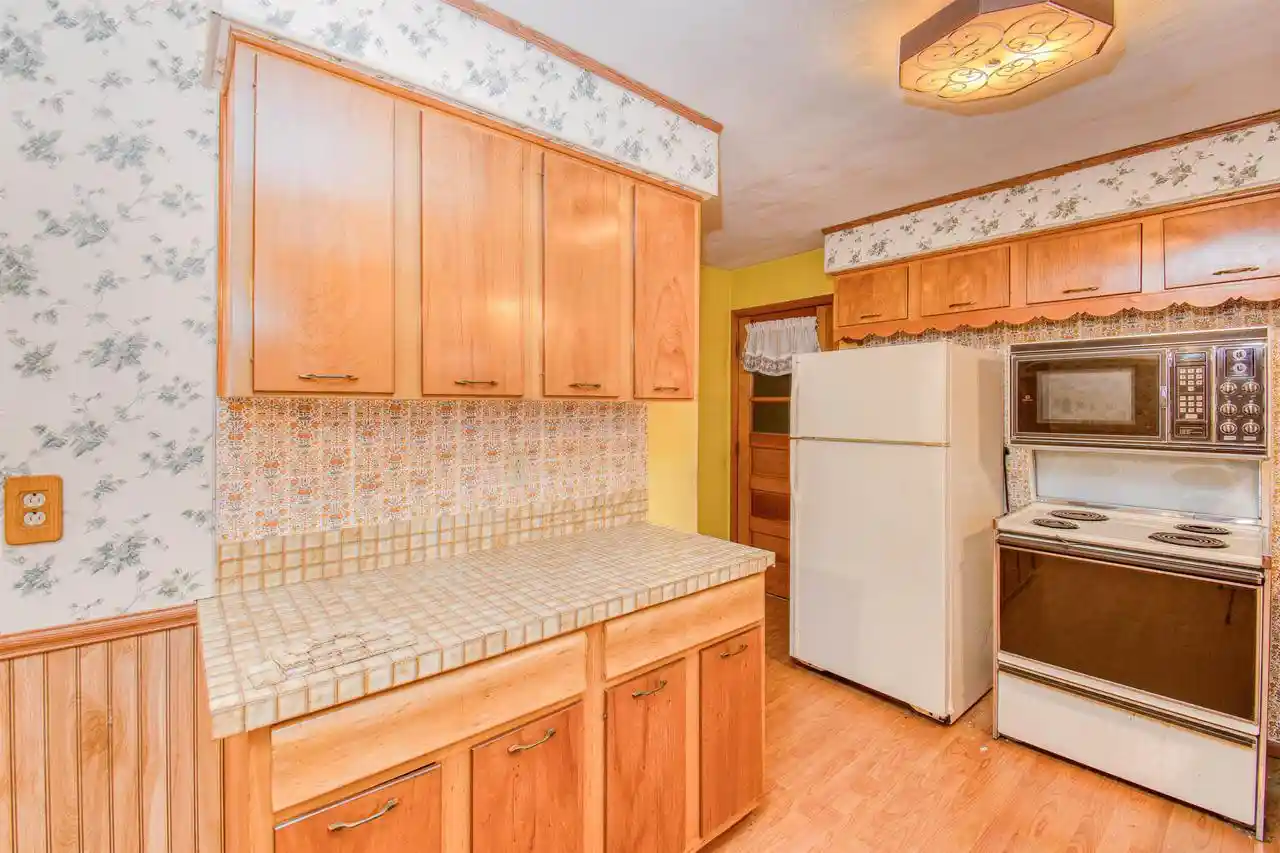 22nd image of 240 St Ann Avenue Avenue, Dickeyville, WI 53808 | MLS# 2030625