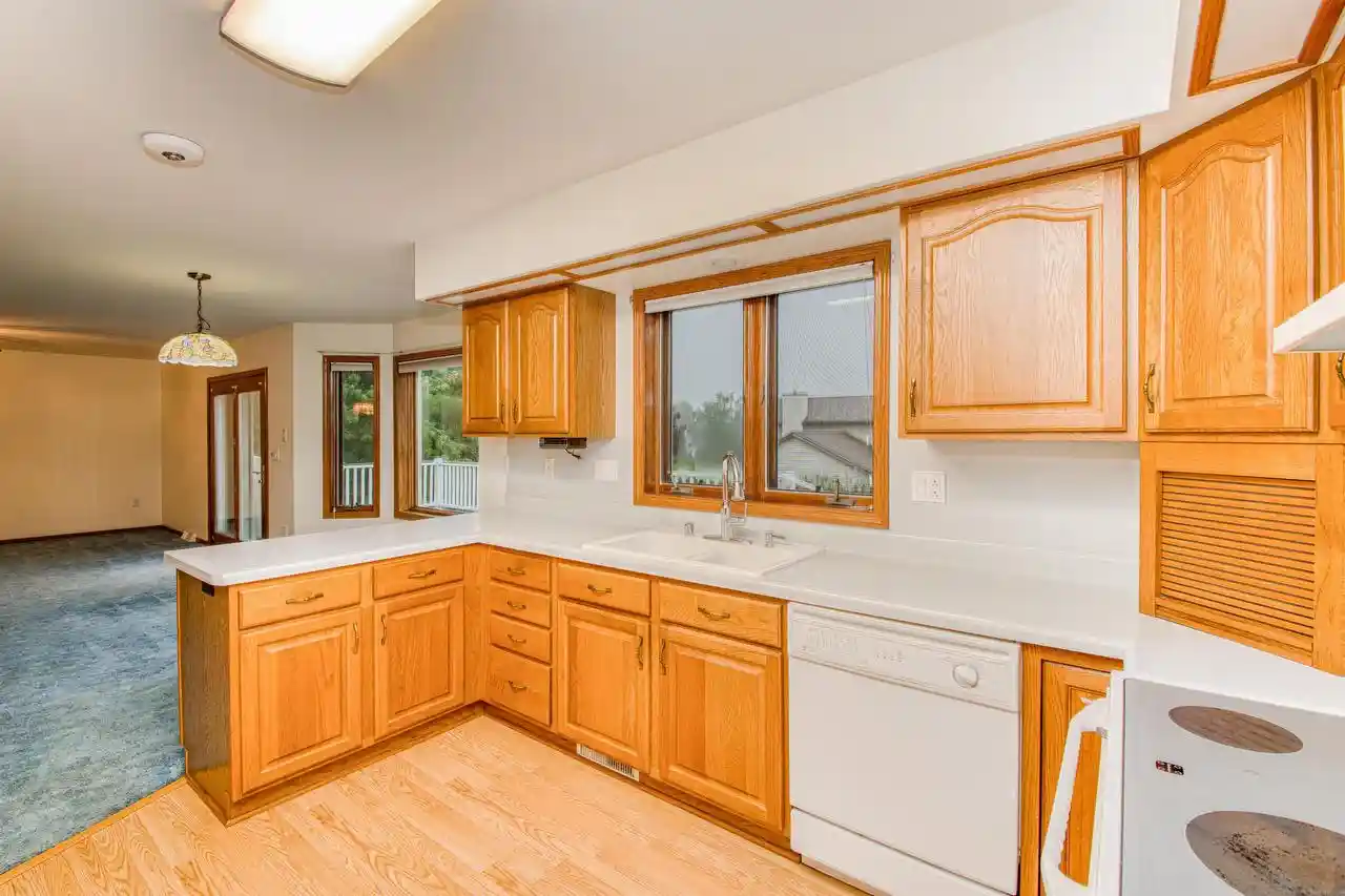3rd image of 590 Pioneer Road Road, Platteville, WI 53818 | MLS# 2030626