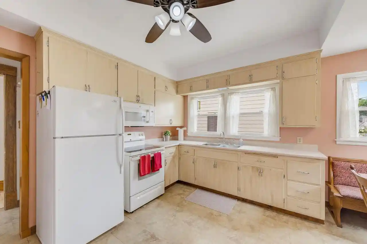 5th image of 1542 S 79Th Street Street, Milwaukee, WI 53214 | MLS# 1976446