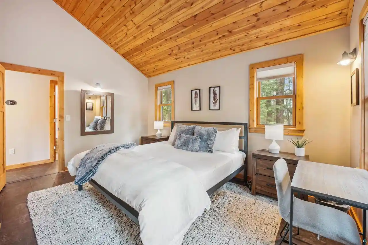 2nd image of 37475 Sophie Ln Ln, Bayfield, WI 54814 | MLS# 6127400