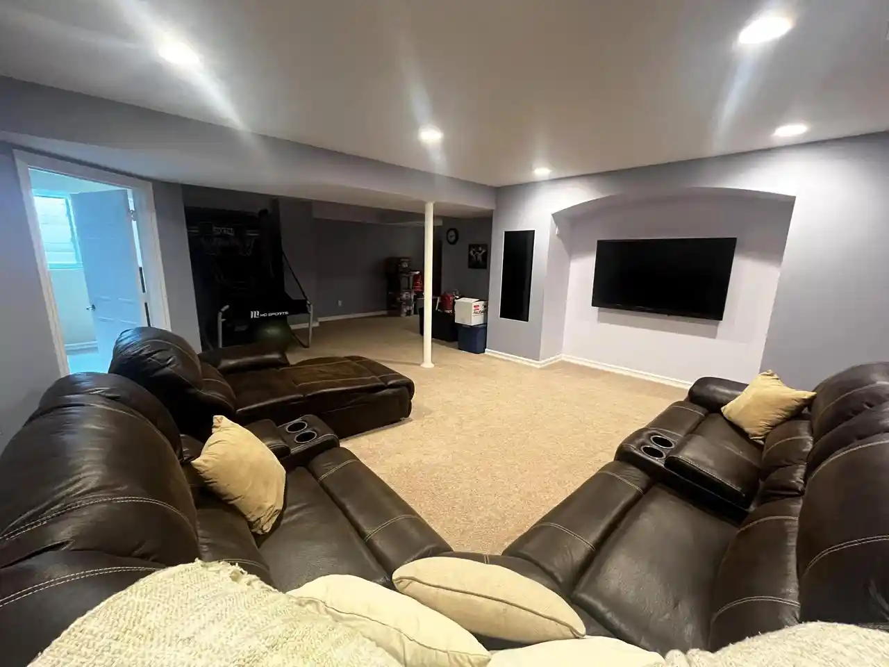 Photo 4 of Single family home for sale at 604 S Woodpine Dr Dr, Elkhorn, WI 53121 | MLS# 1976451 | Listing updated on 2026-08-26