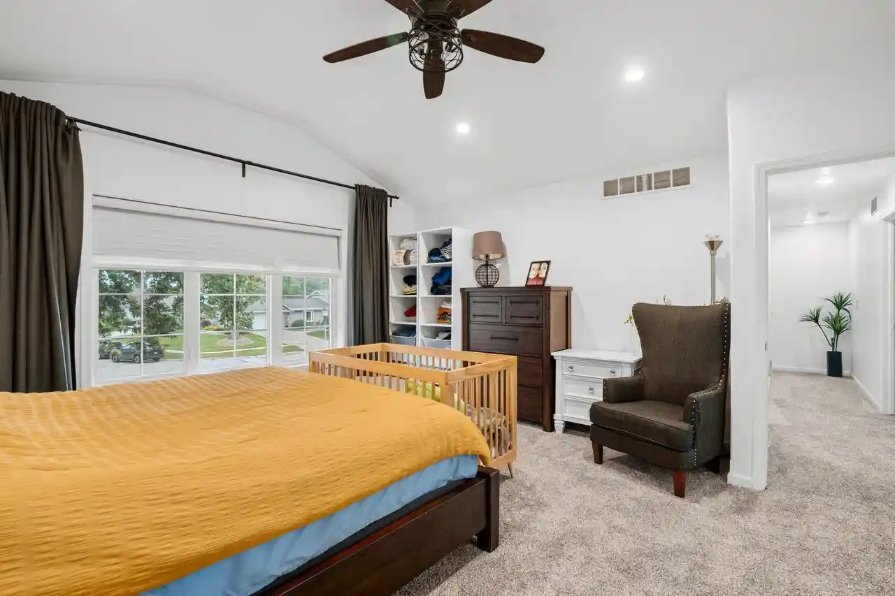 5th image of 165 E Golden Lane Lane, Oak Creek, WI 53154 | MLS# 1976453